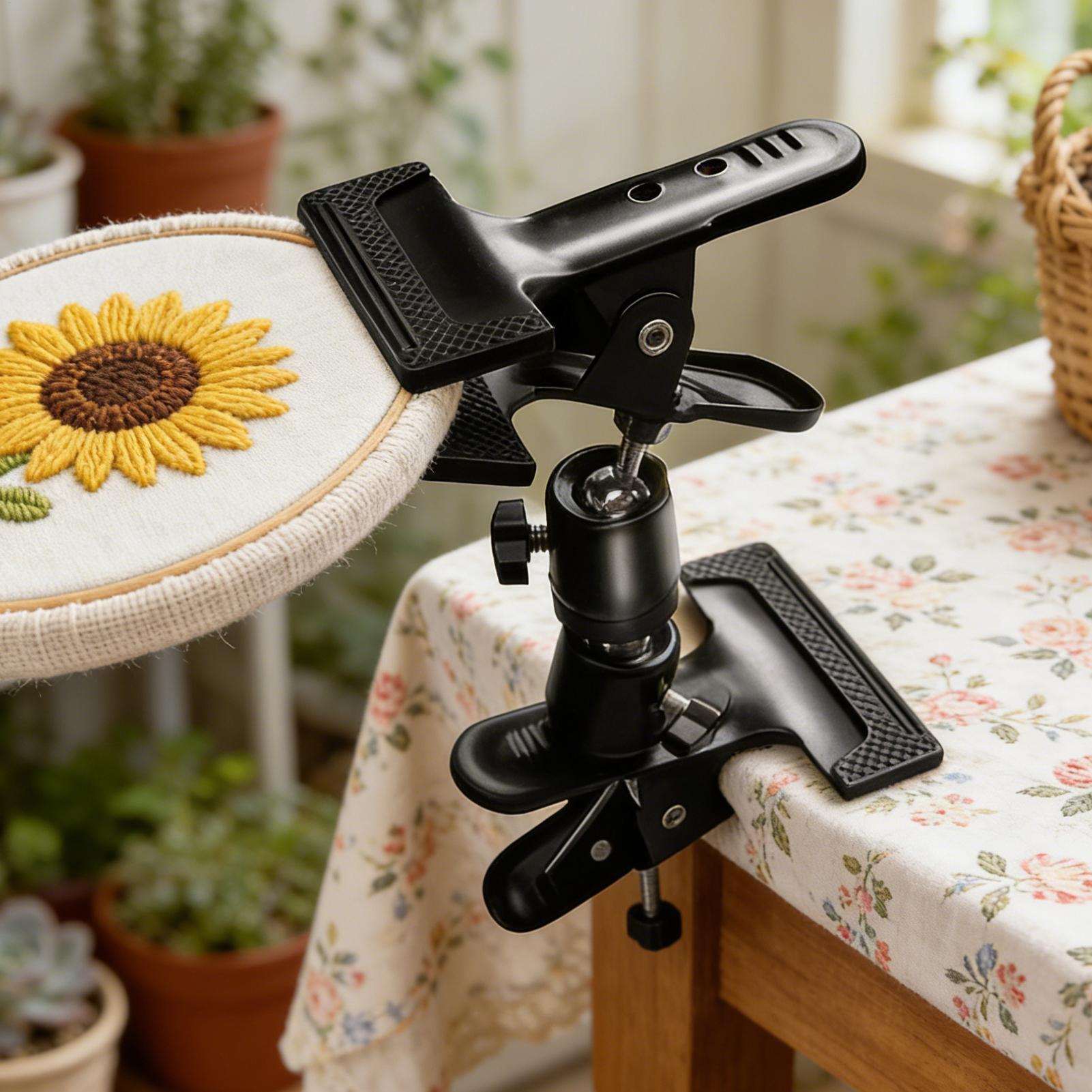 刺繍ホルダー ヘビーデューティー 調整可能 ポータブルクラン - Adjustable Laptop Table のレビューと価格
